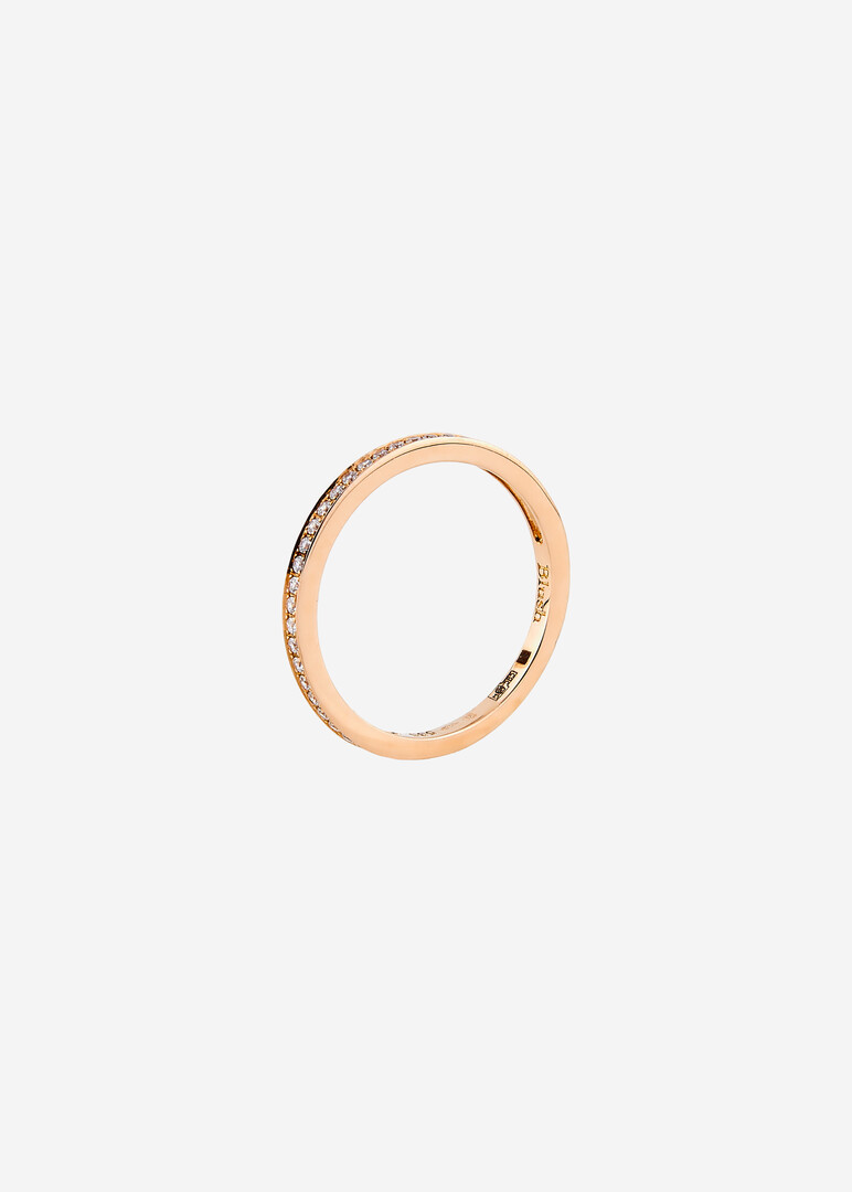 pink gold ring with cubic zirconia