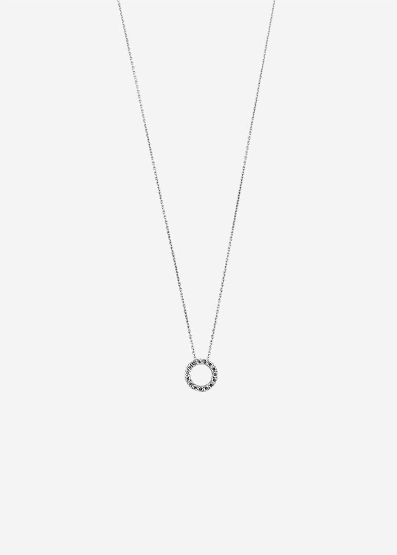 white gold pendant ring-shaped with cubic zirconia necklace