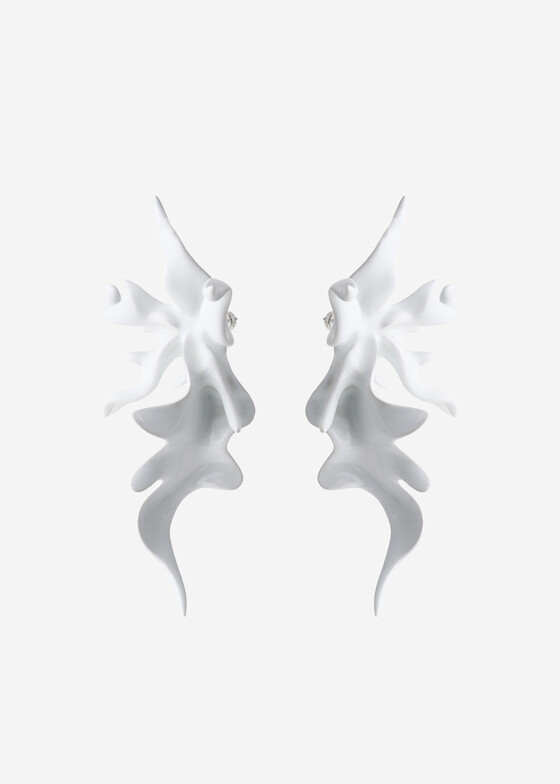 Акцентные серьги Whynoen Скульптурные серьги из смолы White Sculptural Flower