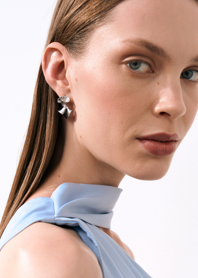silver-tone ribbon earrings