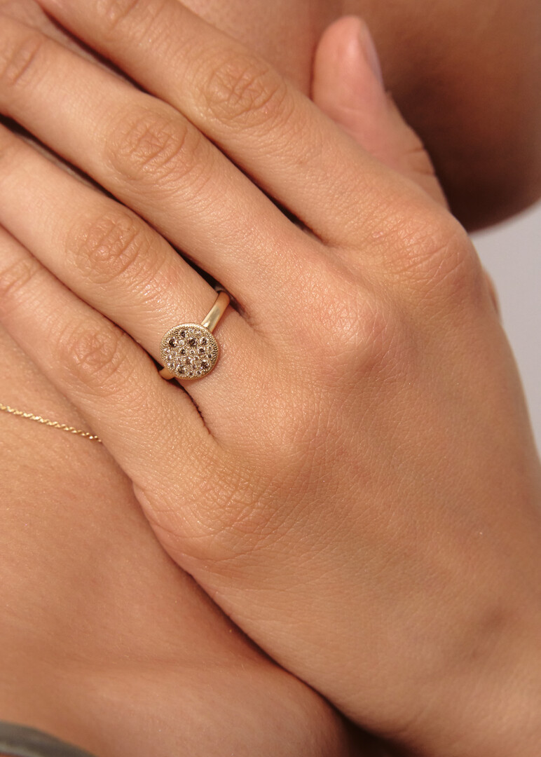 gold diamond ring