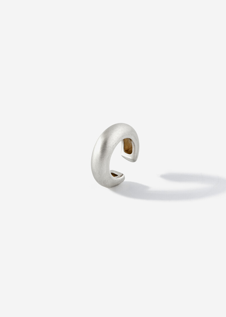 Matt cuff made of silver TORUS