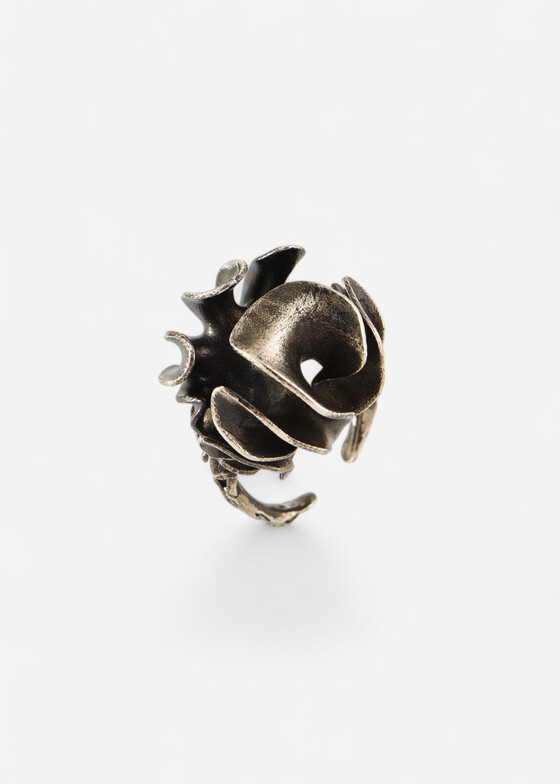 Широкие кольца STL Lab Кольцо из серебра FLOS BLACK
