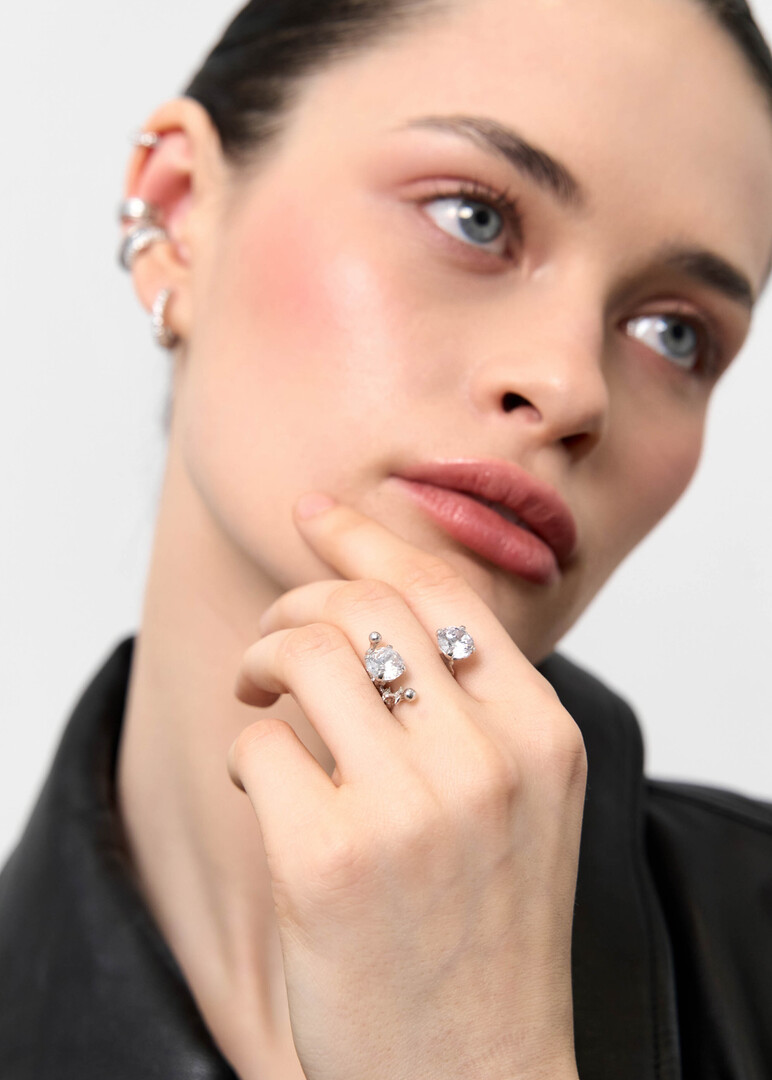 Ring made of silver with cubic zirconia "Astra"