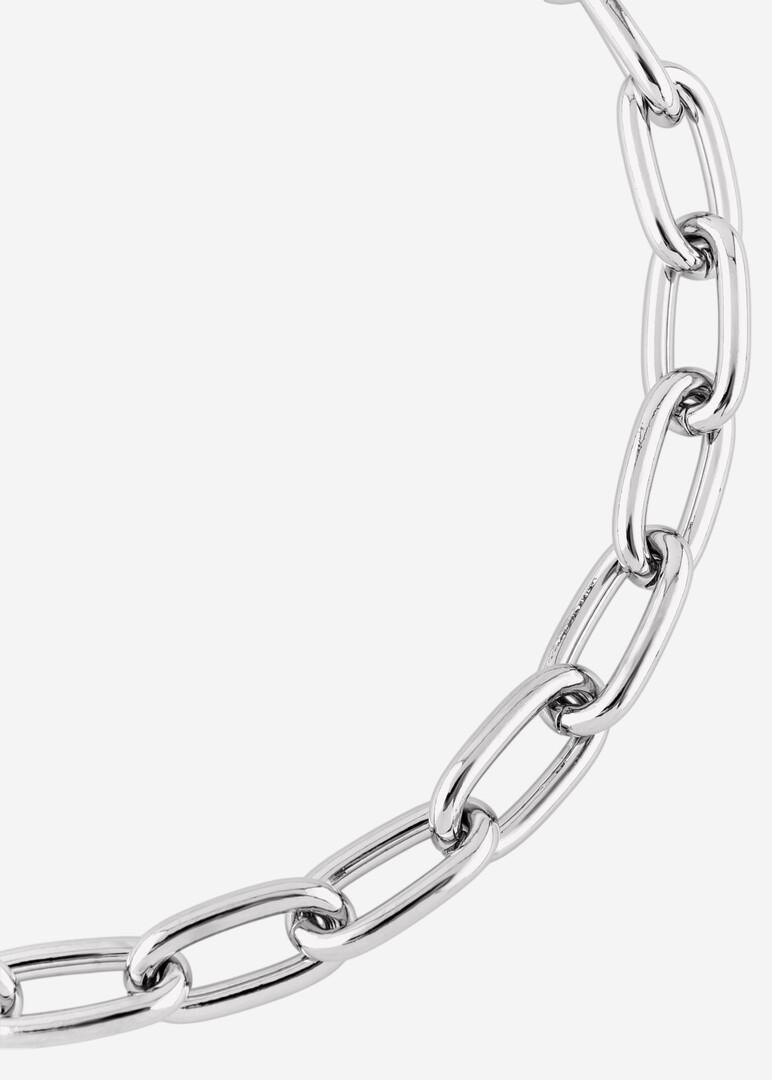 silver-tone chain with an oval link