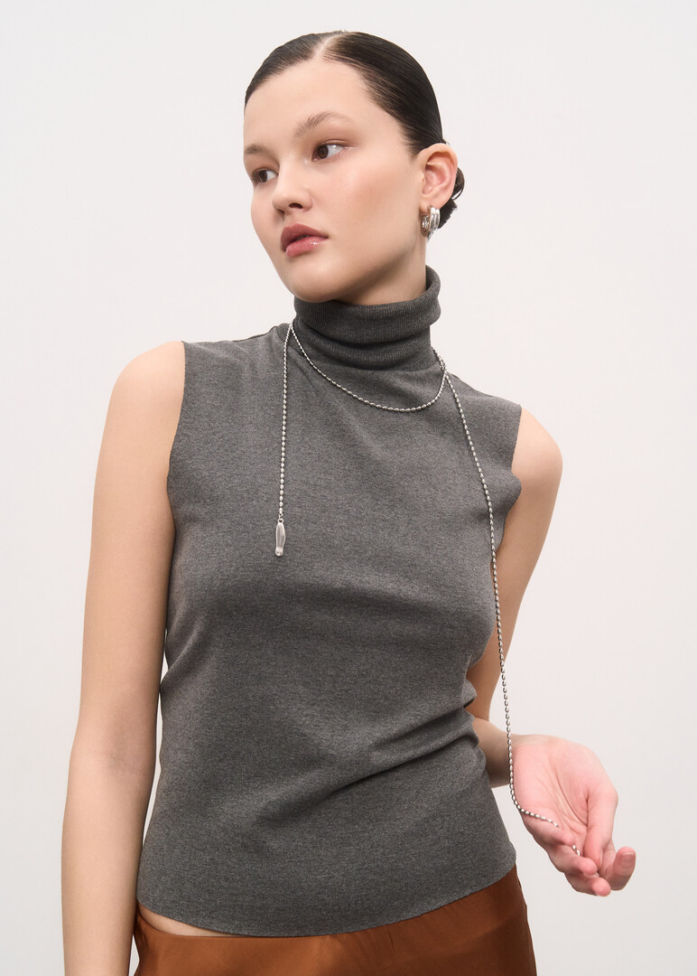 silver-tone long chain with smooth link
