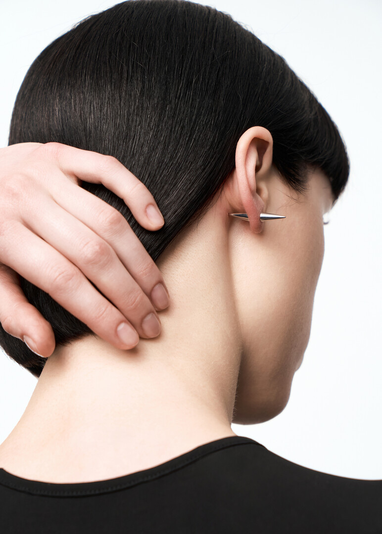 mini spiked single earring