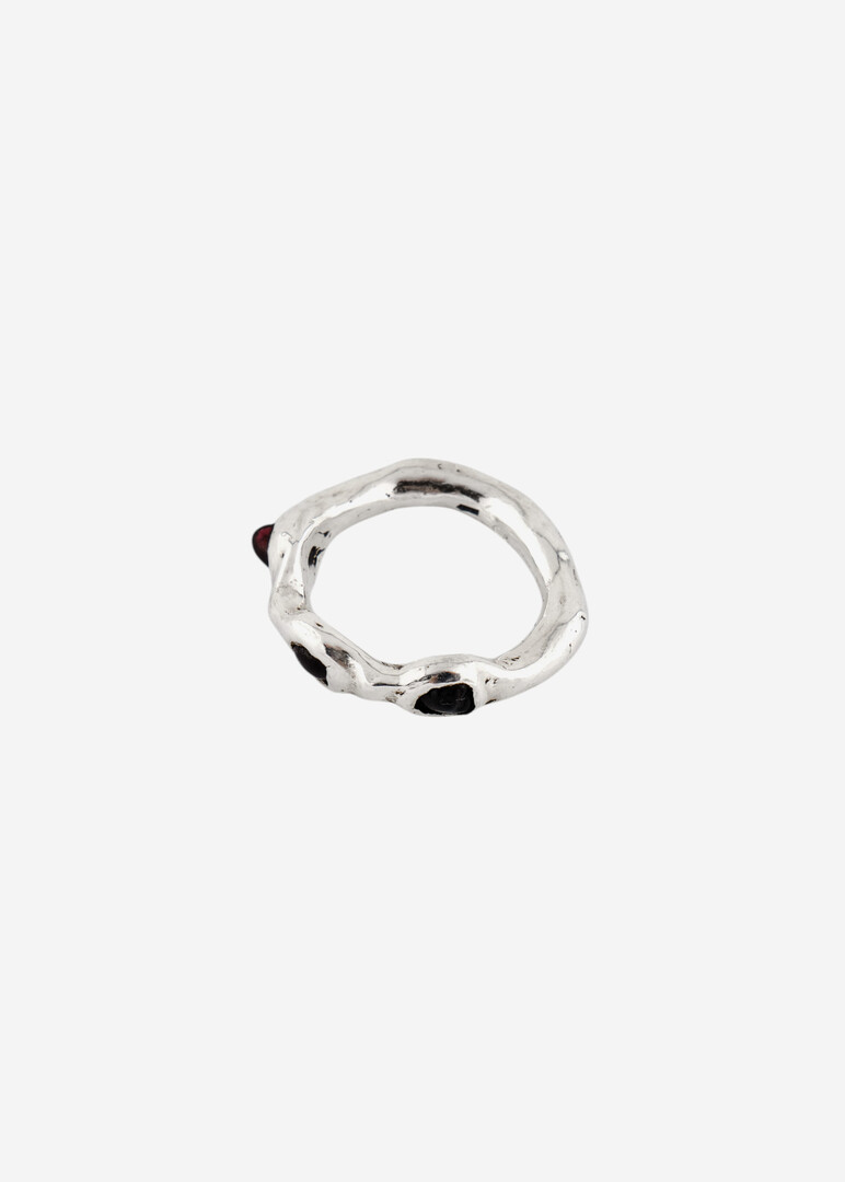 ring LVX silver with garne