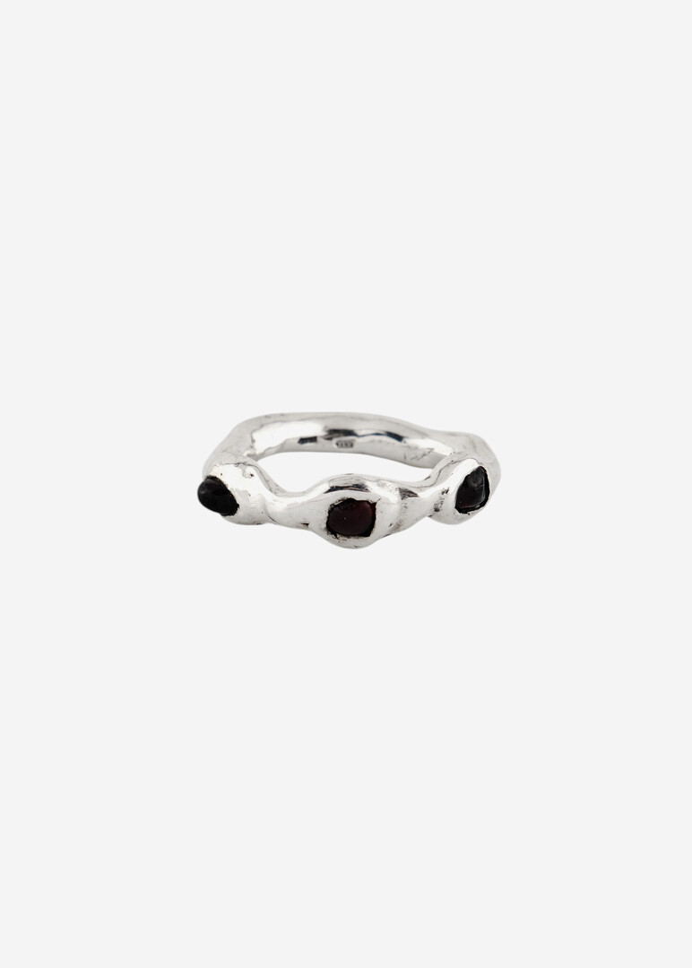 ring LVX silver with garne