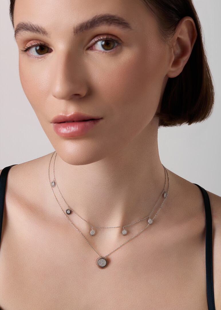 White Gold necklace with diamond small sun pendant