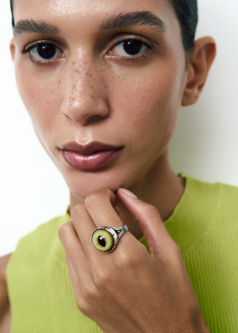 Silver Three-Dimensional Yellow Eye Ring