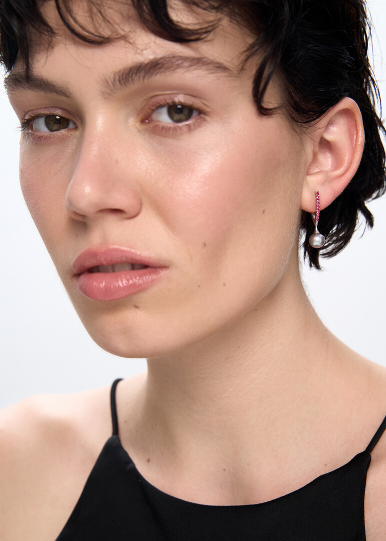 white gold-plated pearl and spinel earrings