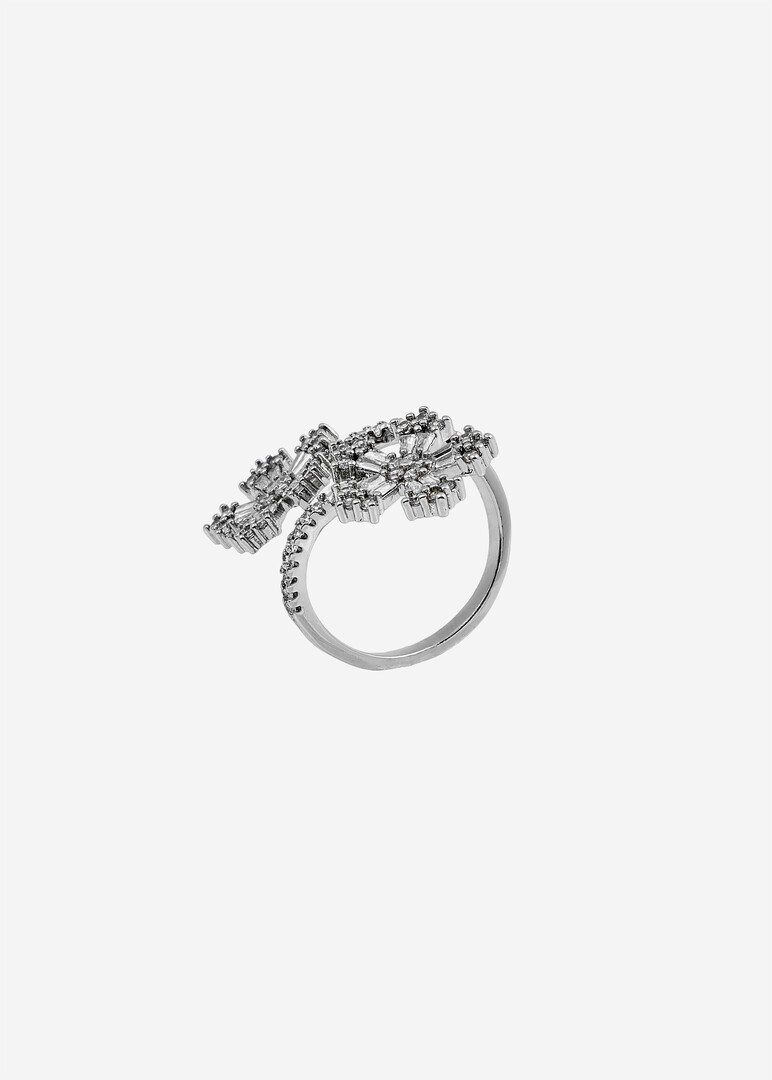 gold-plated two flower ring with crystals