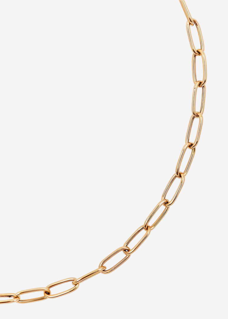 Gold chain necklace