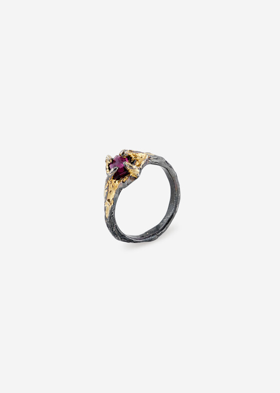Тонкие кольца Kintsugi Jewelry Кольцо из серебра Crave с гранатом