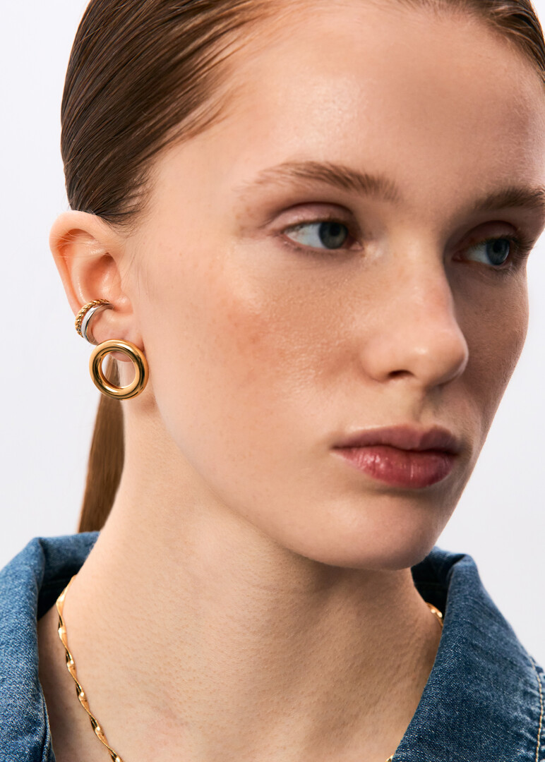bicolor cuff