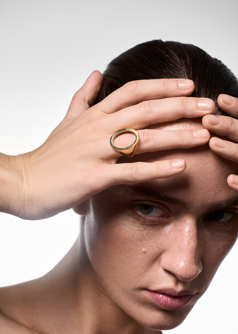 signet ring