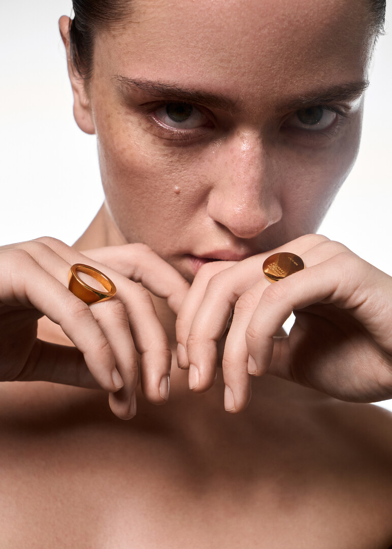 signet ring