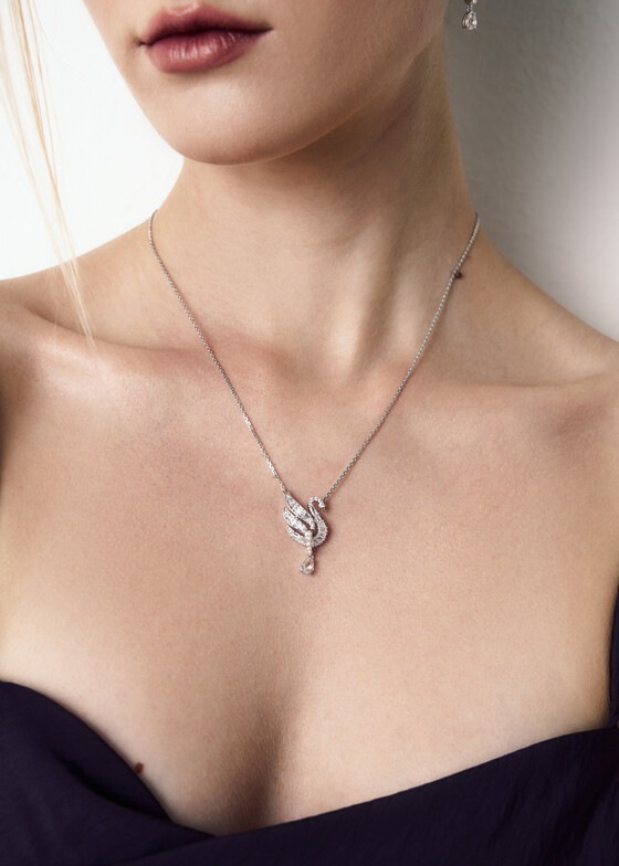 Кулоны и подвески Swarovski Колье с подвеской Swan с кристаллами
