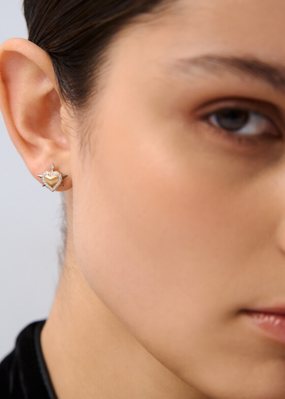 Пусеты COBRA JEWELRY Серьги-сердца из золота с бриллиантами