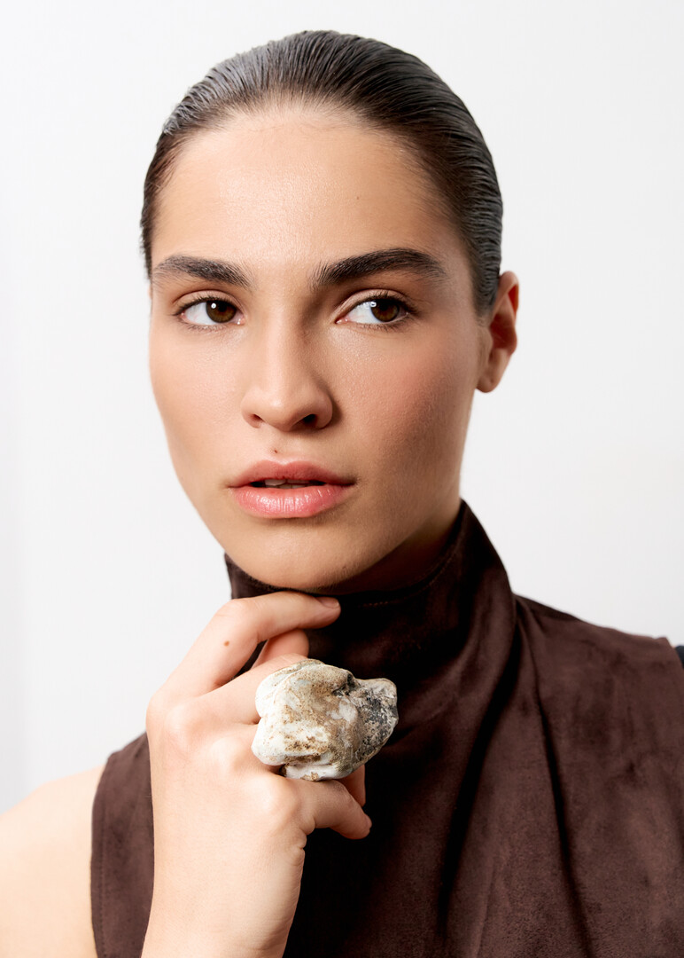 brown ceramic ring