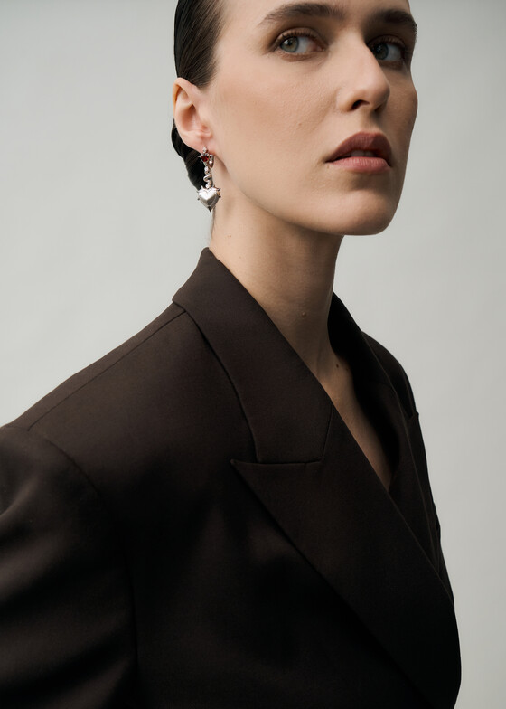 Серьги COBRA JEWELRY Серьги из белого золота с бриллиантами и гранатами