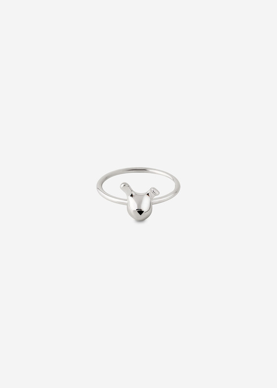 Тонкие кольца УРА jewelry Кольцо из серебра с эмалью коллекция «Животные» — зайка