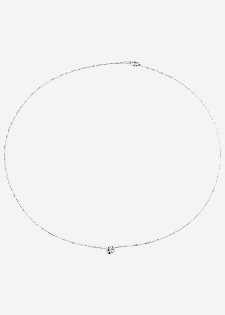 white gold pendant with a fiаниt collar