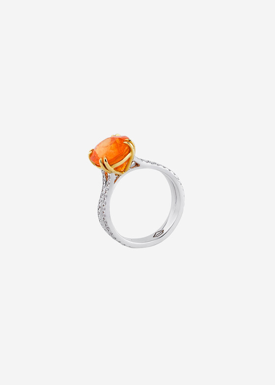 Кольца с крупной вставкой GENUINE MIRACLE jewelry Кольцо из золота с гранатом спессартином и бриллиантами