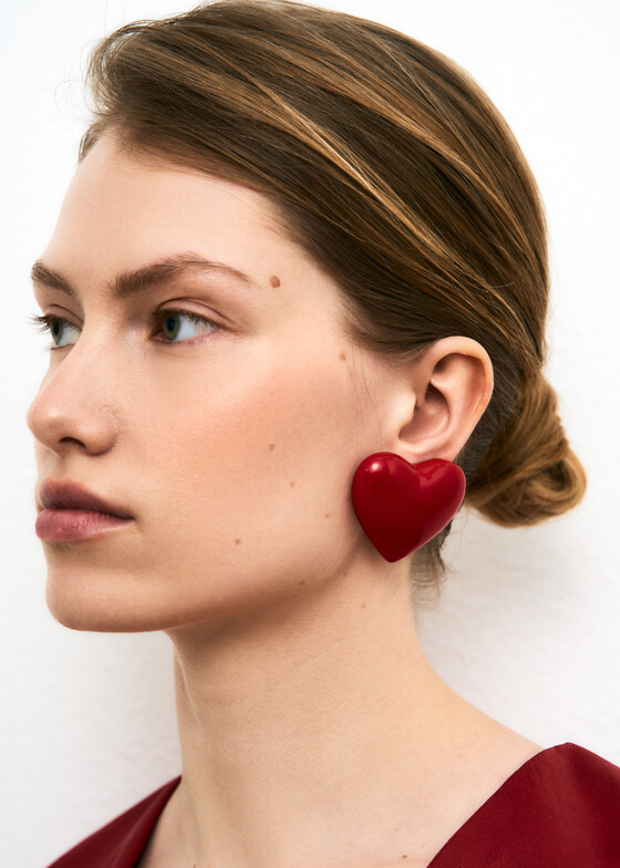 Акцентные серьги Moschino Клипсы-сердца