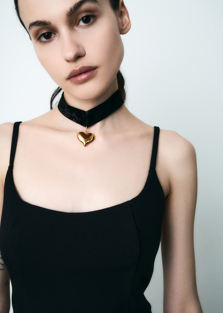 чокер Gold Abyss с сердцем