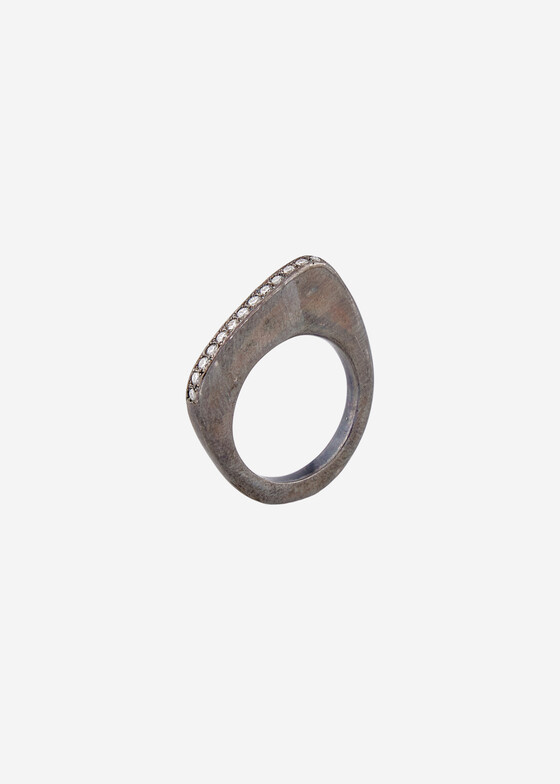 Акцентные кольца Mintaka Jewellery Кольцо из серебра с муассанитом
