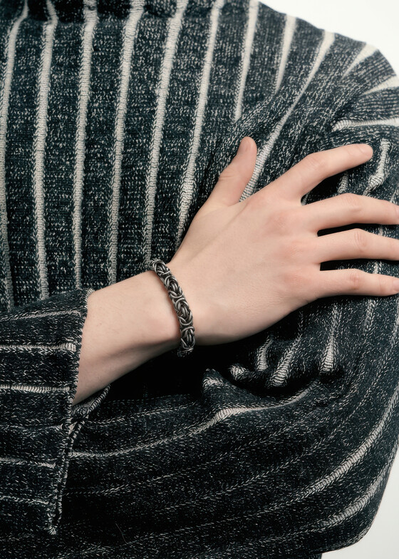 Браслеты-цепи Hand Around Серебристый браслет из звеньев
