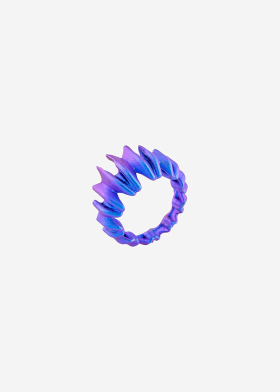 Акцентные кольца STL Lab Синее кольцо из титана Fang