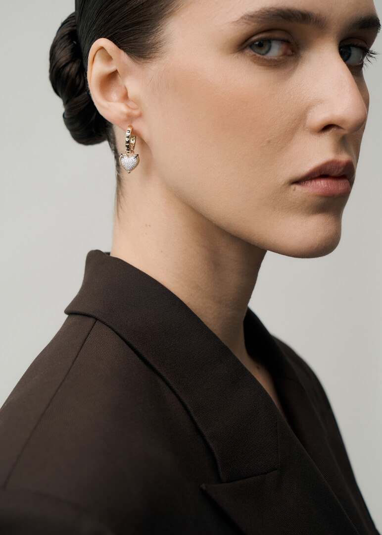 gold ring earrings with pendants and diamonds