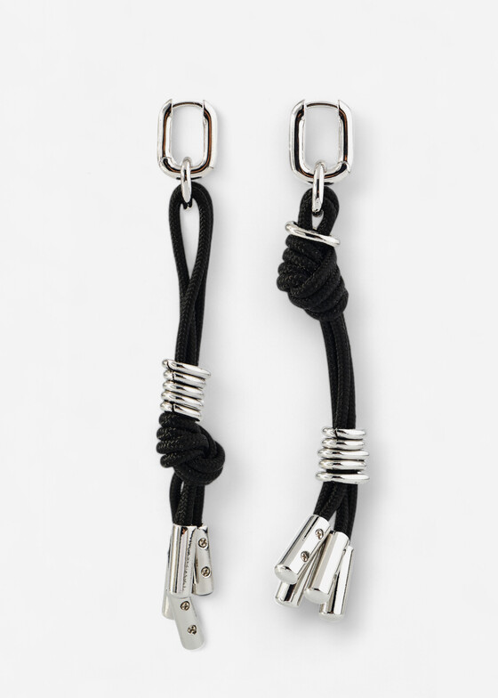 Асимметричные серьги TATI YORK Серебристые серьги Jungle Black