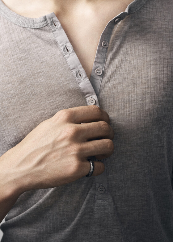 Широкие кольца Grani Jewelry Кольцо из титана «Клиф»