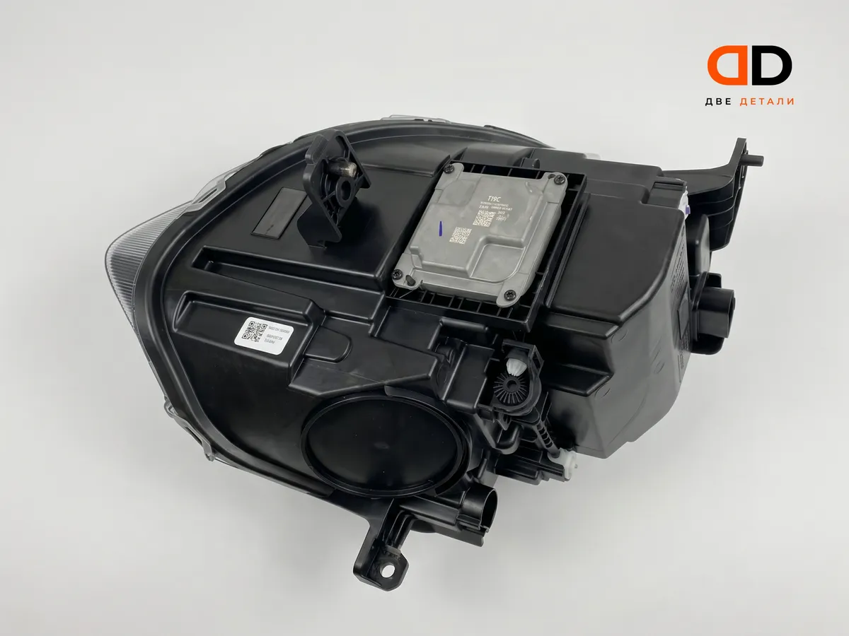 Фара передняя правая Omoda C5 605000606AA