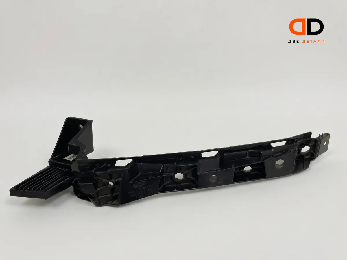 Кронштейн переднего бампера верхний левый Chery Tiggo 7 Pro Max 602001816AA
