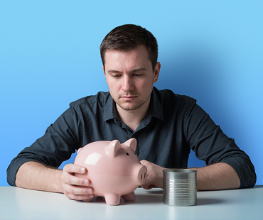 Покупать саксофон с рук лучше вместе со специалистом – педагогом или мастером, профессиональному мнению которого доверяете. Не имея опыта, можно не заметить дефектов.