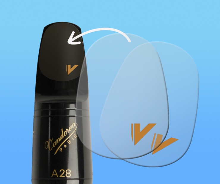 В этой статье речь пойдёт о наклейках для мундштука: какие они бывают, как правильно их клеить и как часто менять.