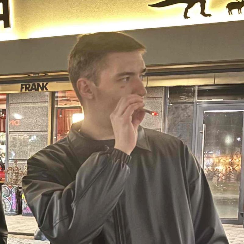 Фото профиля Бабич Ян