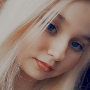 Фото профиля Алина Дворникова 