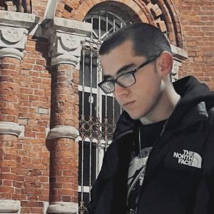 Фото профиля Илья Туманов