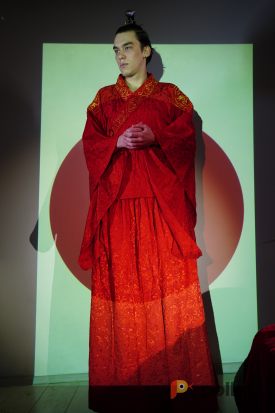 Возьмите Китайский костюм мужское ханьфу Huan gdi напрокат (Фото 3) в Москве