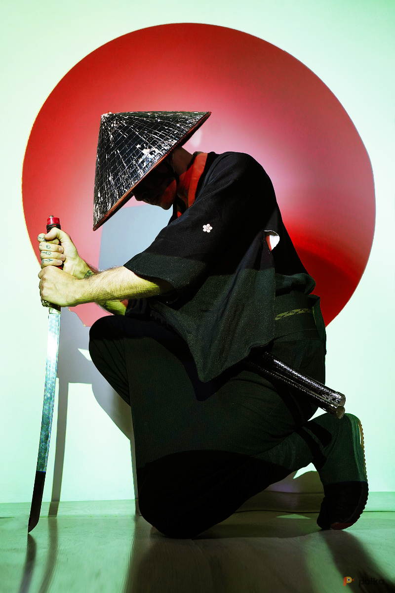 Возьмите Ниндзя-костюм мужской японский Bushi 武士 напрокат (Фото 2) в Москве