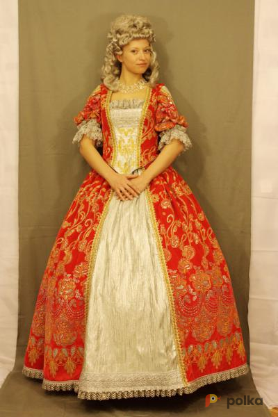 Возьмите Женское историческое платье в стиле Барокко (Красное) напрокат (Фото 2) в Санкт-Петербурге