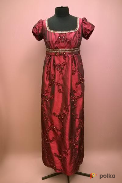 Возьмите Женское историческое платье в стиле ампир, бордовое напрокат (Фото 2) в Санкт-Петербурге