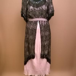 Женское историческое платье в стиле модерн (Розовое)