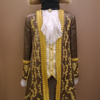 Мужской исторический костюм барокко, коричневая парча с золотой аппликацией